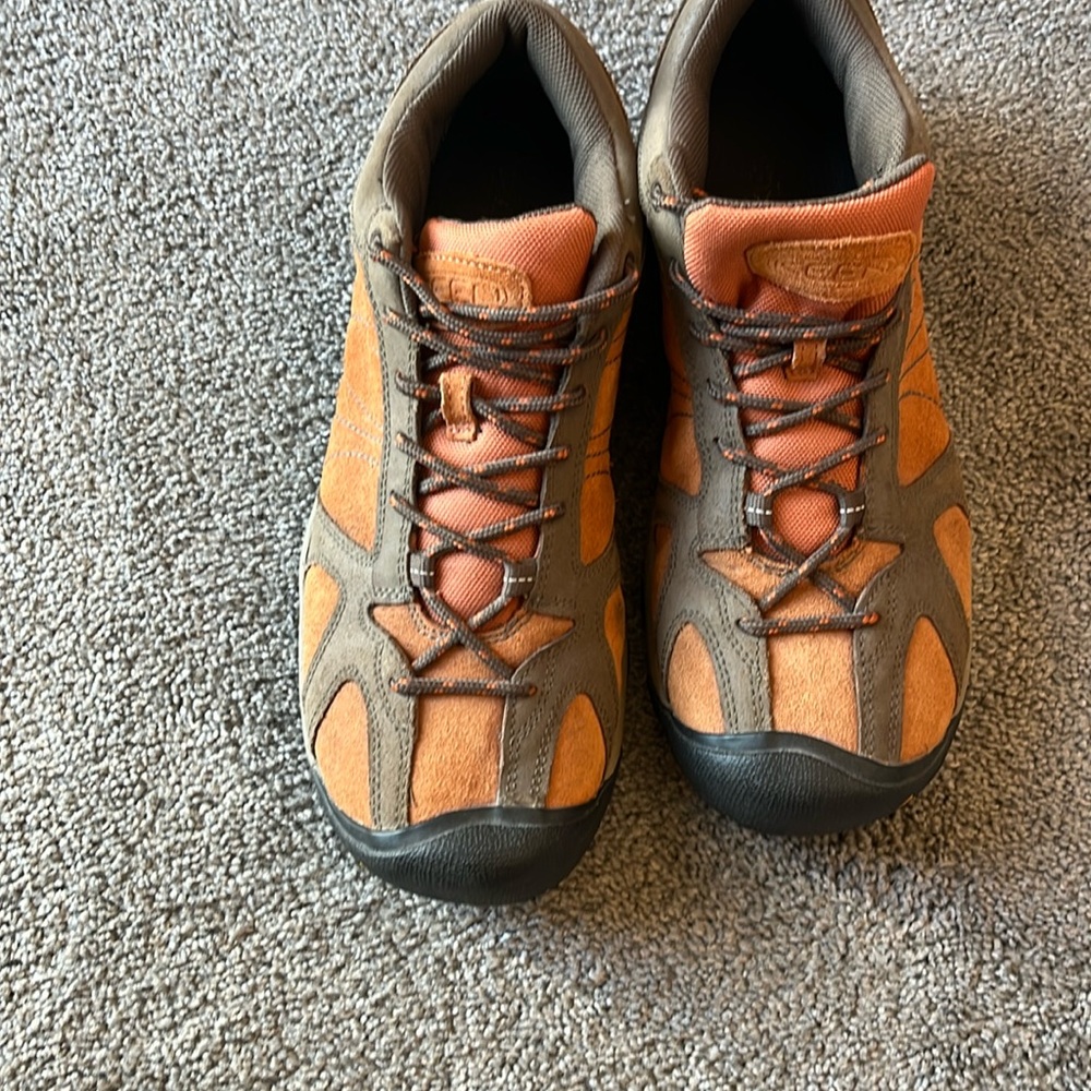Hiking shoes